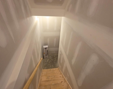 31 Pinto Road W - Photo Thumbnail 20
