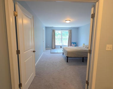 31 Pinto Road W - Photo Thumbnail 11