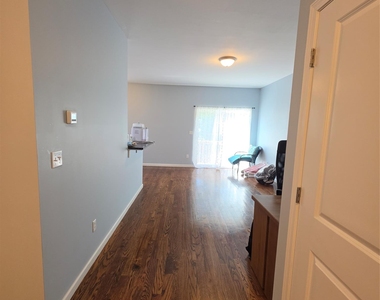 31 Pinto Road W - Photo Thumbnail 5