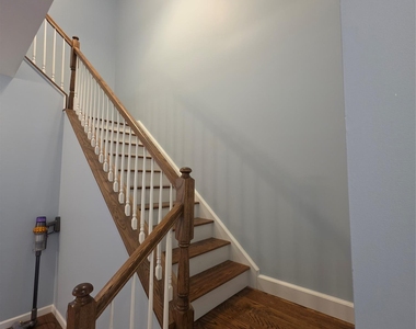 31 Pinto Road W - Photo Thumbnail 10