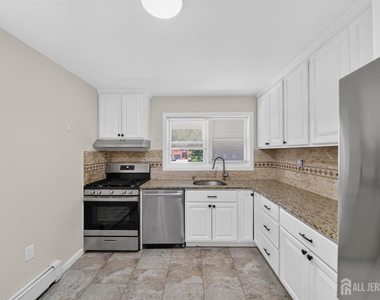 42-a Woodedge Avenue - Photo Thumbnail 4