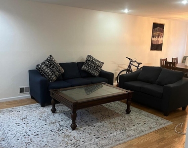 404 Maplecrest Road - Photo Thumbnail 1