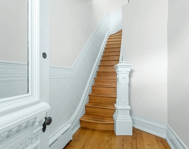 72 Norman Avenue - Photo Thumbnail 3