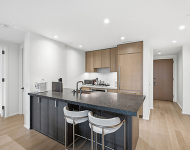 543 W 122nd Street - Photo Thumbnail 2