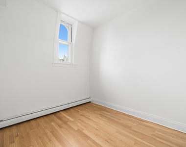 2 Bleecker Street - Photo Thumbnail 7