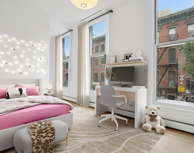 2 Bleecker Street - Photo Thumbnail 9