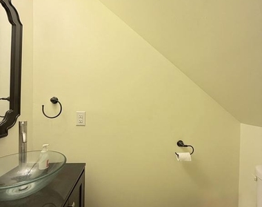 559 Holly Corner Road - Photo Thumbnail 33