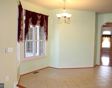 24907 Earlsford Drive - Photo Thumbnail 27