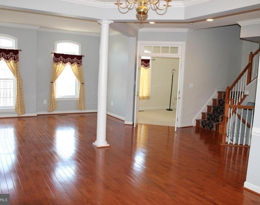24907 Earlsford Drive - Photo Thumbnail 15