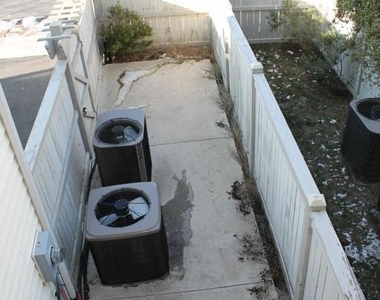 24907 Earlsford Drive - Photo Thumbnail 26