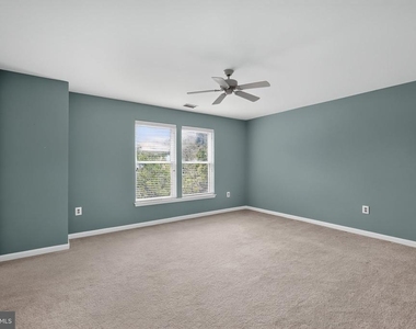20604 Cornstalk Terrace - Photo Thumbnail 17