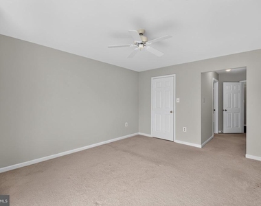 20604 Cornstalk Terrace - Photo Thumbnail 16