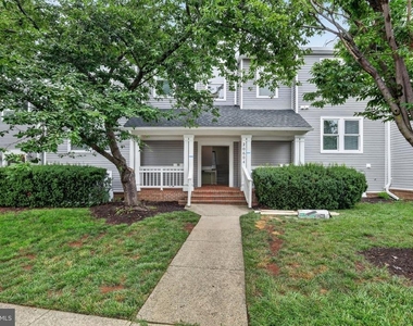 20604 Cornstalk Terrace - Photo Thumbnail 3