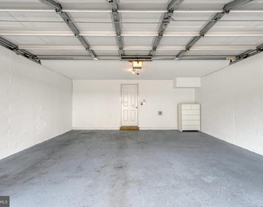 22653 Vienna Green Terrace - Photo Thumbnail 32