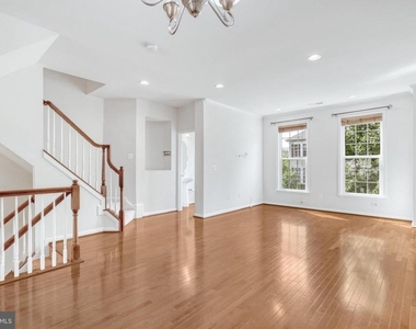 22653 Vienna Green Terrace - Photo Thumbnail 11