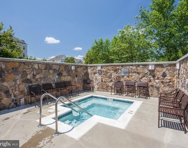 22653 Vienna Green Terrace - Photo Thumbnail 46