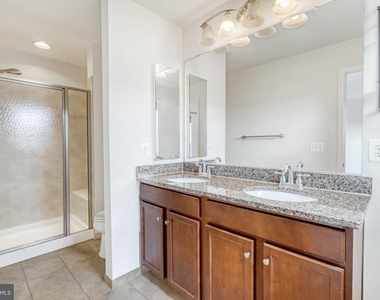 22653 Vienna Green Terrace - Photo Thumbnail 22