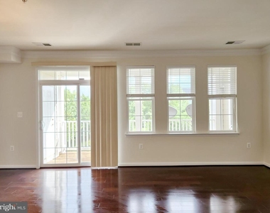 44115 Peirosa Terrace - Photo Thumbnail 6