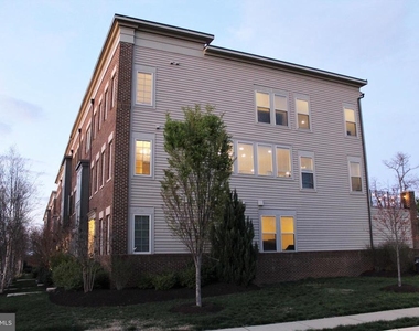 22816 Breezy Hollow Drive - Photo Thumbnail 3