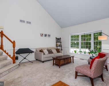 12952 Old Plains Road - Photo Thumbnail 6