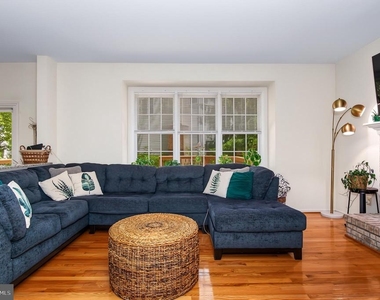 12952 Old Plains Road - Photo Thumbnail 15