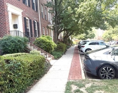1581 Leeds Castle Drive - Photo Thumbnail 1