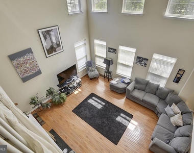 6087 Piney Woods Court - Photo Thumbnail 12