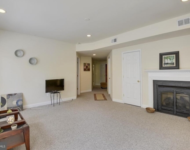 6087 Piney Woods Court - Photo Thumbnail 18