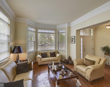 6087 Piney Woods Court - Photo Thumbnail 3