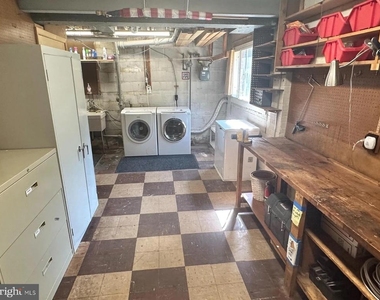7020 Ted Drive - Photo Thumbnail 17