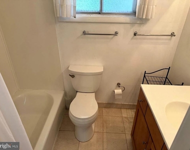 7020 Ted Drive - Photo Thumbnail 10