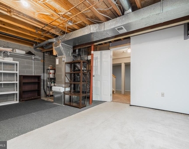2911 Montauk Court - Photo Thumbnail 18