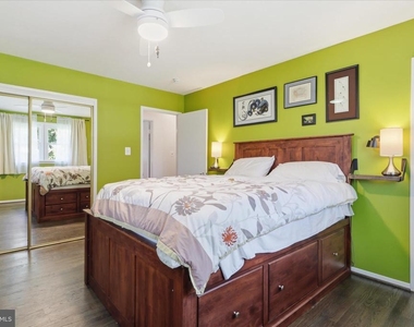 10703 Almond Street - Photo Thumbnail 11