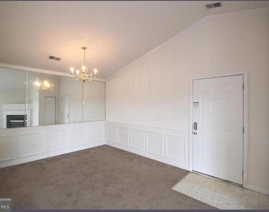 152 Brookland Court - Photo Thumbnail 10