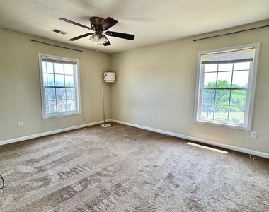 152 Brookland Court - Photo Thumbnail 16