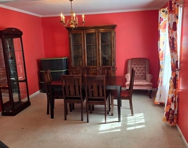 100 Greenbrier Terrace - Photo Thumbnail 12