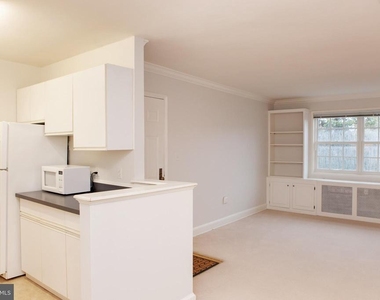 1712 W Abingdon Drive - Photo Thumbnail 7
