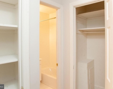 1712 W Abingdon Drive - Photo Thumbnail 15