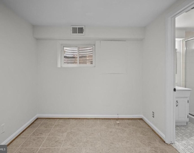 3305 S Wakefield Street - Photo Thumbnail 17