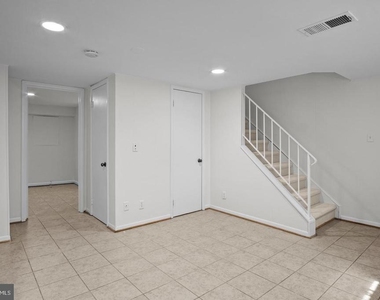 3305 S Wakefield Street - Photo Thumbnail 15