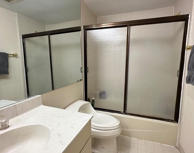 1530 Key Boulevard - Photo Thumbnail 24