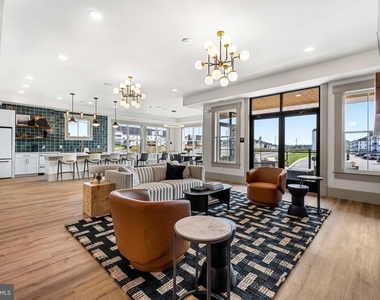 1004 Admiral Lane - Photo Thumbnail 1