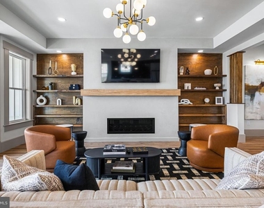 1003 Admiral Lane - Photo Thumbnail 28