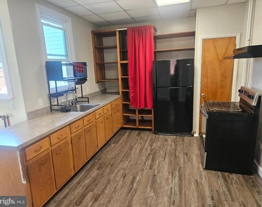 181 S Tulpehocken Street - Photo Thumbnail 13