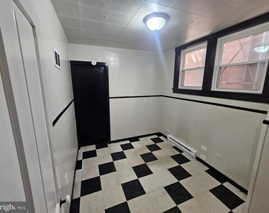 181 S Tulpehocken Street - Photo Thumbnail 4