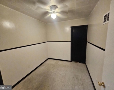 181 S Tulpehocken Street - Photo Thumbnail 6