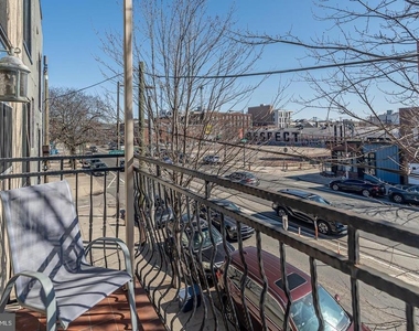 329 W Girard Avenue - Photo Thumbnail 16
