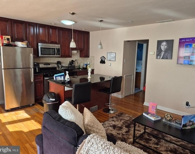 7254 Mansfield Avenue - Photo Thumbnail 6