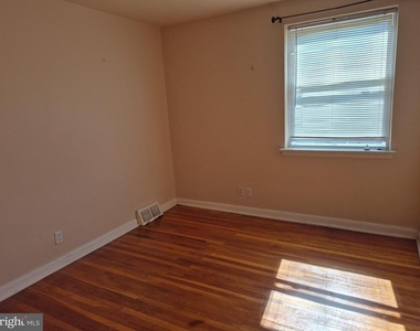 7254 Mansfield Avenue - Photo Thumbnail 23