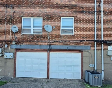 7254 Mansfield Avenue - Photo Thumbnail 22